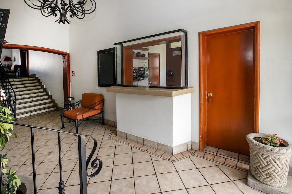 גואדלחארה Hotel Arboledas Industrial מראה חיצוני תמונה