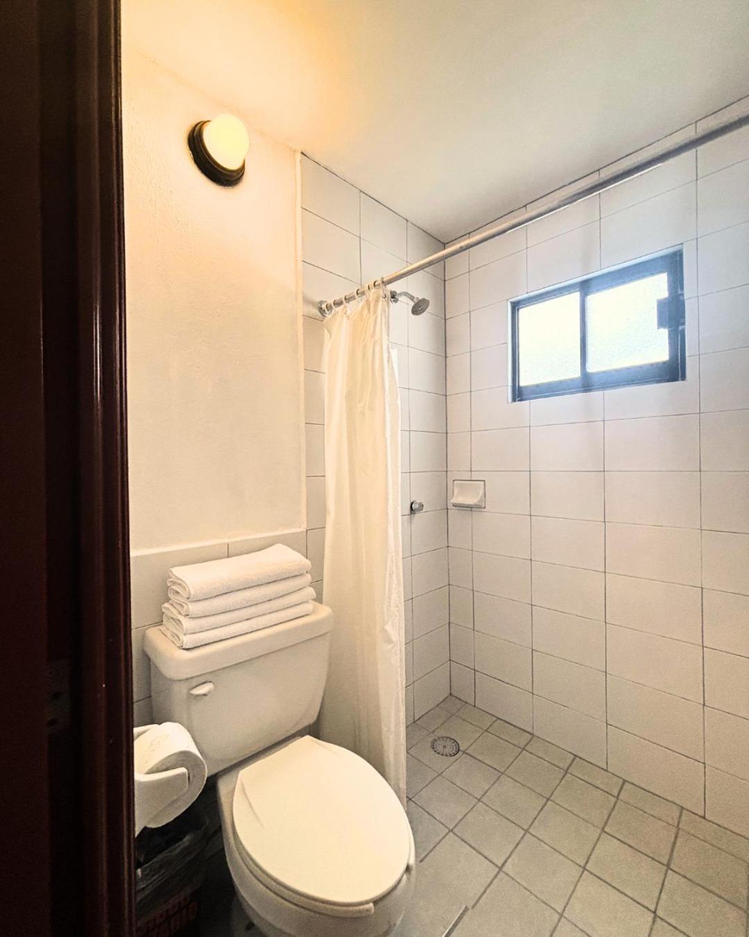 גואדלחארה Hotel Arboledas Industrial מראה חיצוני תמונה