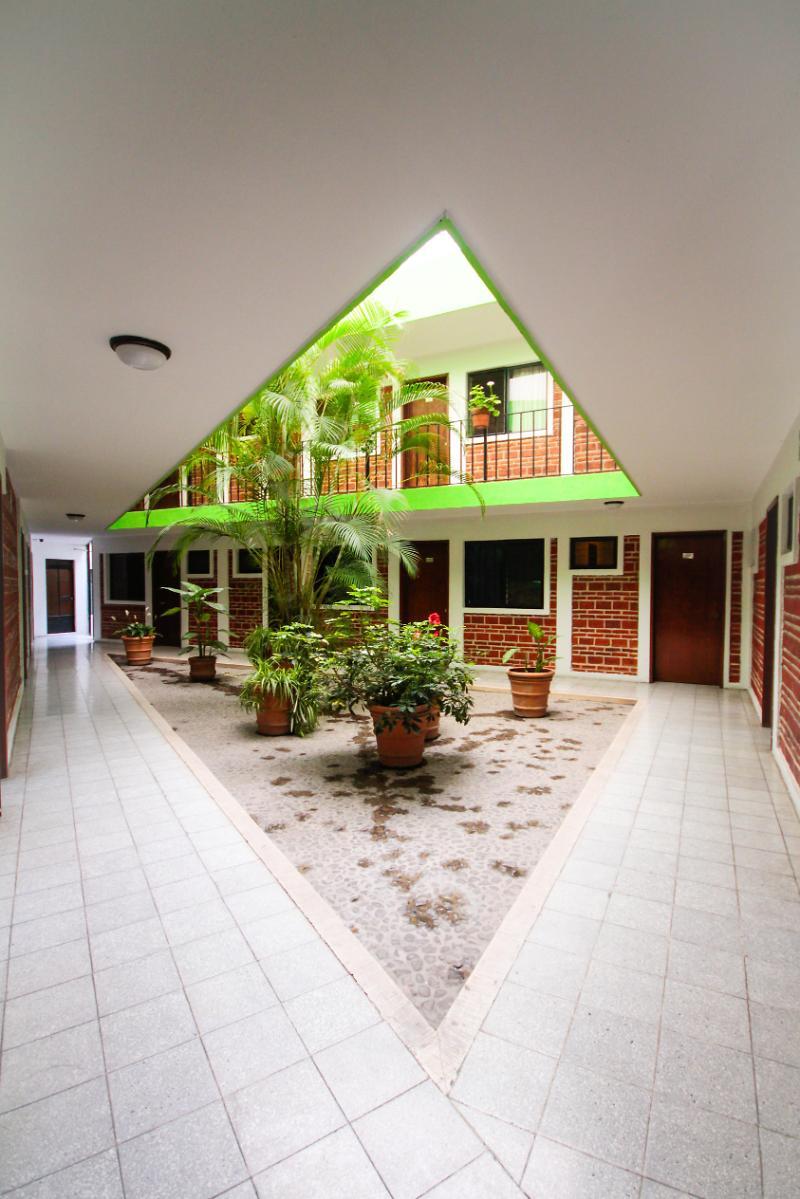 גואדלחארה Hotel Arboledas Industrial מראה חיצוני תמונה